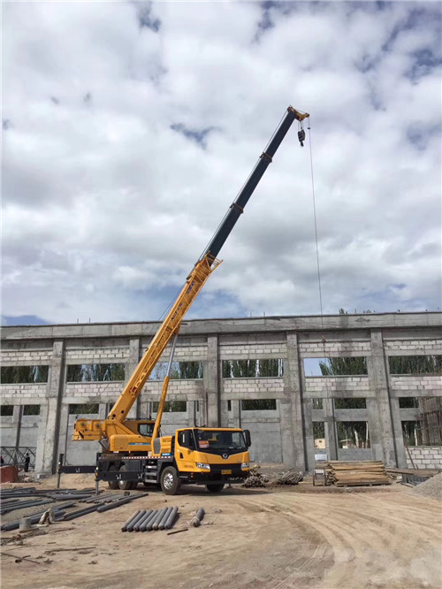 察雅县吊装作业前会做设备检查吗？安全保障措施有哪些？