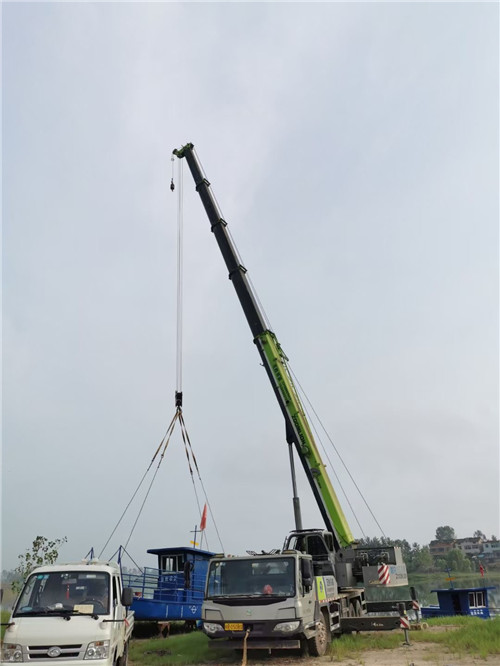 察雅县桥梁建设吊装案例