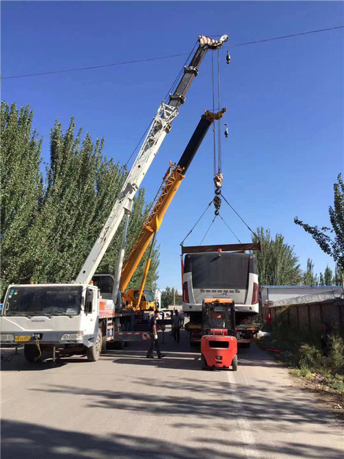 察雅县港口集装箱搬运案例